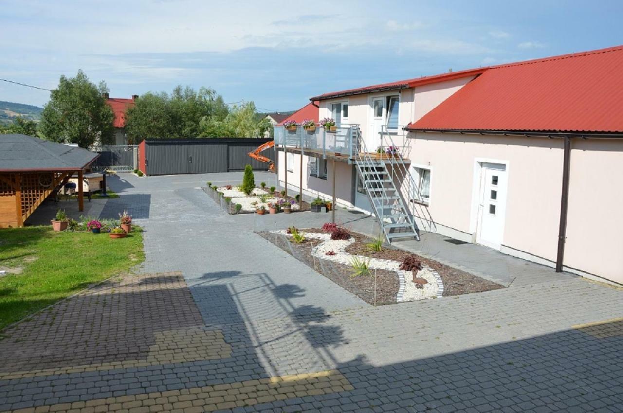 Apartmán Agroturystka Na Polanie Swieta Katarzyna  Exteriér fotografie
